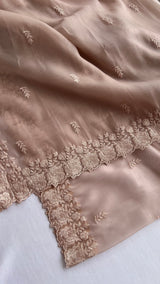 Appliqué tissue